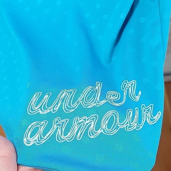 Under Armour Quarter Zip Top - Picture 7 of 11